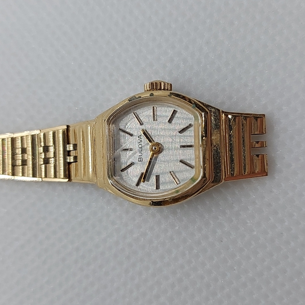 Vintage Bulova Ladies Watch